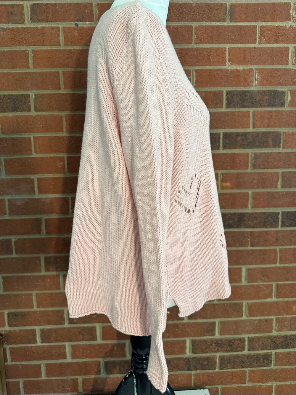 Versona Light Pink V-Neck Heart Eyelet Sweater - Picture 3 of 6